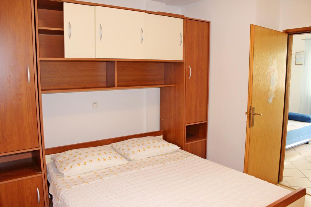 Apartments Petric Makarska Exteriör bild